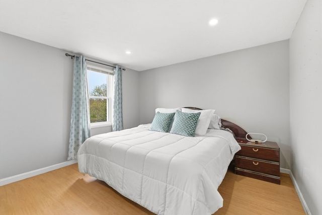 149 Bolivar St B2, Canton, MA 02021