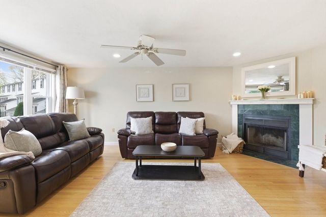 149 Bolivar St B2, Canton, MA 02021