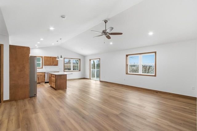 624 Roosevelt Street, Baraboo, WI 53913