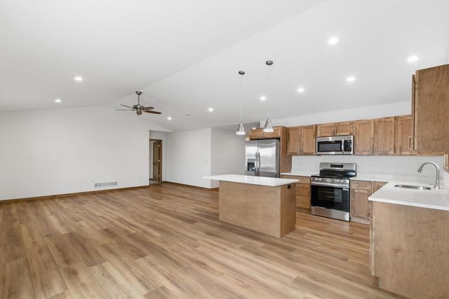 624 Roosevelt Street, Baraboo, WI 53913