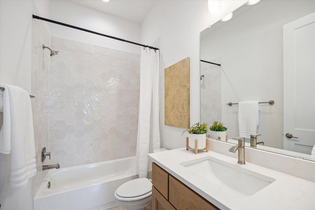 403 Venado View Court, Conroe, TX 77304