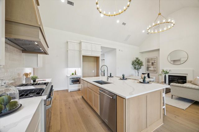 403 Venado View Court, Conroe, TX 77304