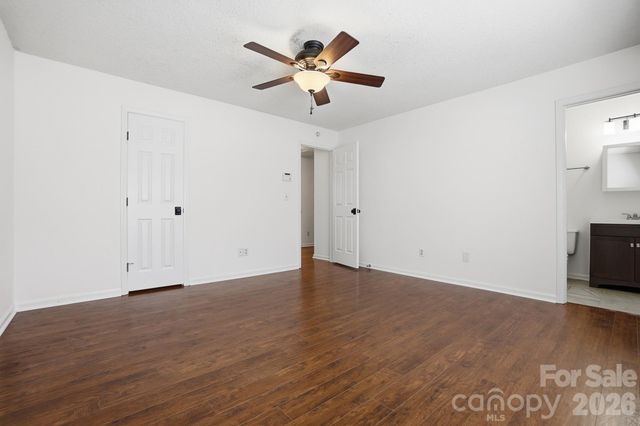 3419 Pondridge Court, Charlotte, NC 28269