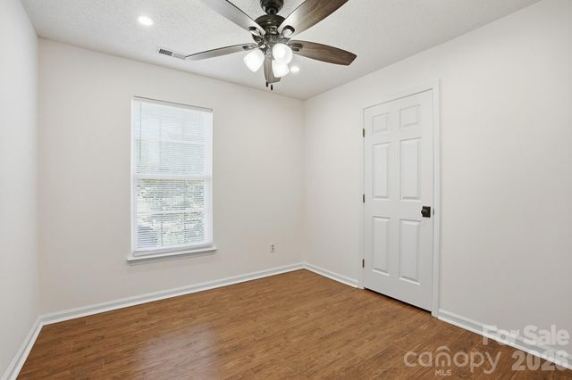 3419 Pondridge Court, Charlotte, NC 28269