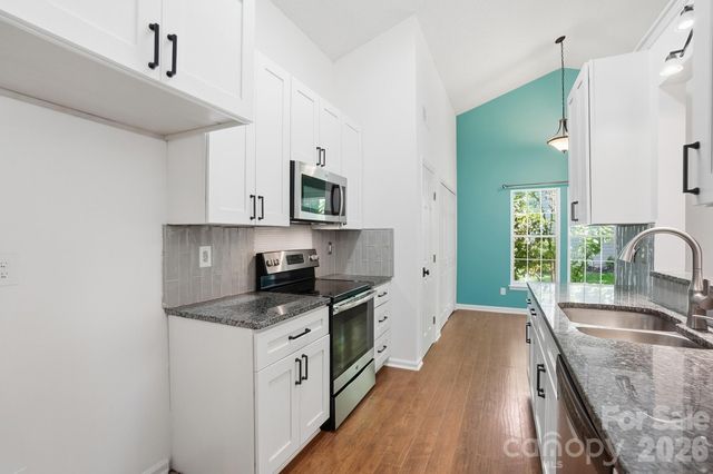 3419 Pondridge Court, Charlotte, NC 28269