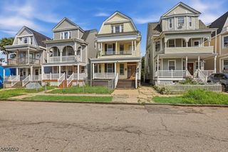 176 Hollywood Ave, East Orange City, NJ 07018