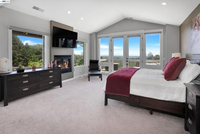 905 Moon Valley Ranch Rd, Watsonville, CA 95076