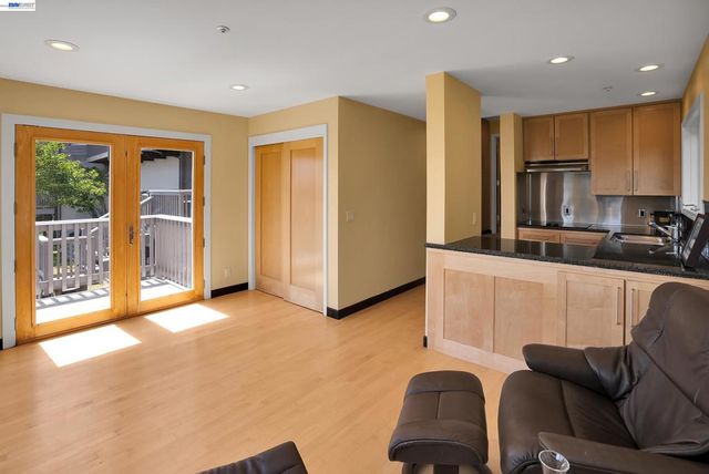 905 Moon Valley Ranch Rd, Watsonville, CA 95076