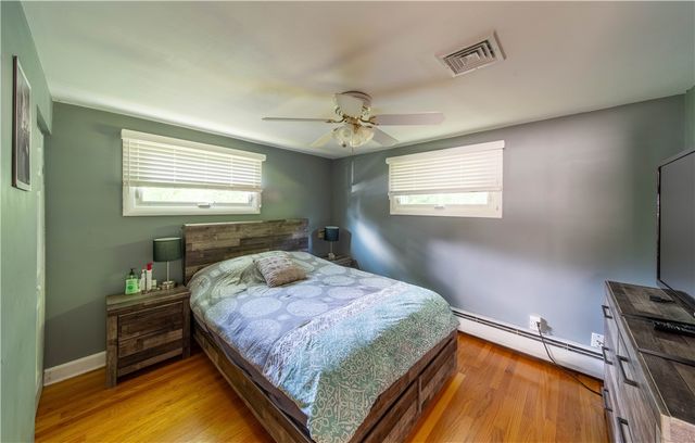70 Helen Avenue, Warwick, RI 02886