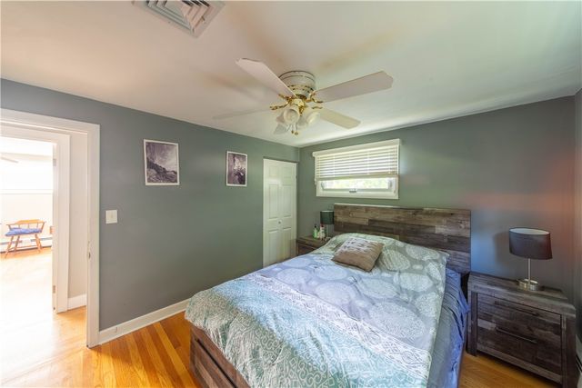 70 Helen Avenue, Warwick, RI 02886