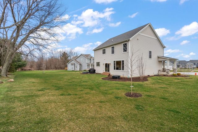 2017 Wildwood Court, Chesterton, IN 46304
