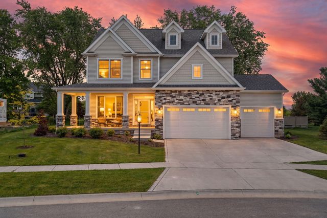 2017 Wildwood Court, Chesterton, IN 46304