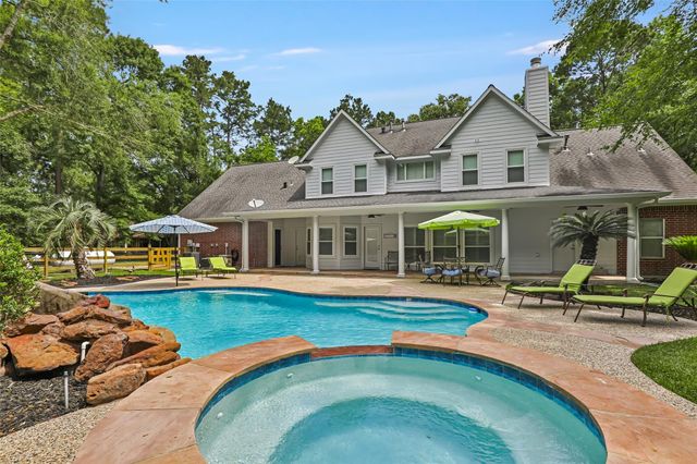 29503 Commons Superior Drive, Huffman, TX 77336
