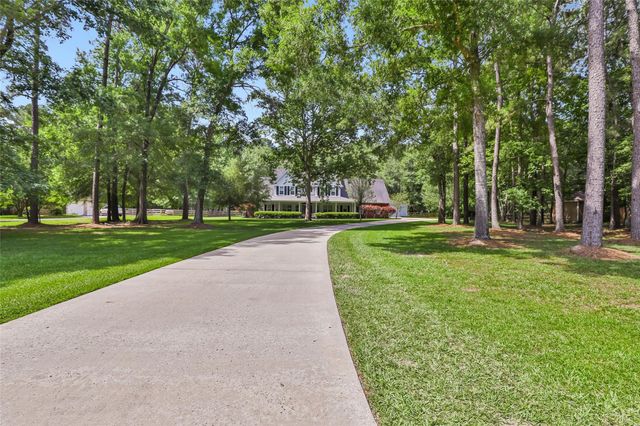 29503 Commons Superior Drive, Huffman, TX 77336