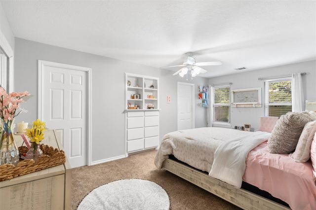 29503 Commons Superior Drive, Huffman, TX 77336