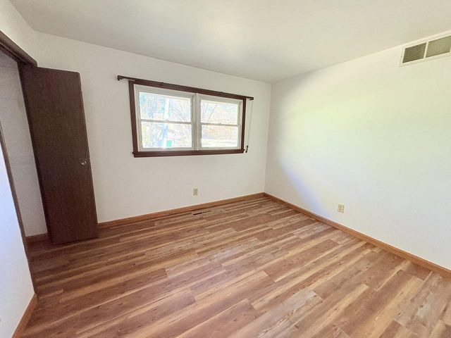 2633 SWIGGUM LANE, Nekoosa, WI 54457