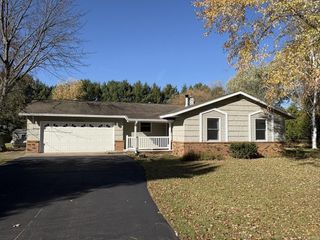 2633 SWIGGUM LANE, Nekoosa, WI 54457
