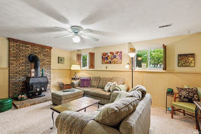 52685 Bamford Drive, South Bend, IN 46637