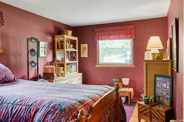 52685 Bamford Drive, South Bend, IN 46637