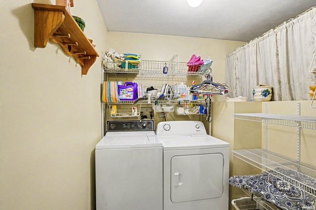 52685 Bamford Drive, South Bend, IN 46637