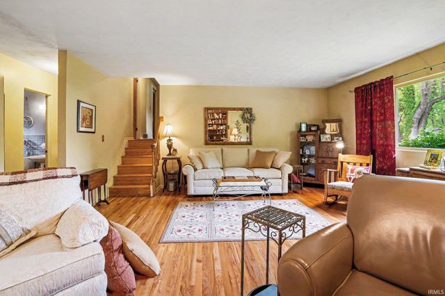 52685 Bamford Drive, South Bend, IN 46637