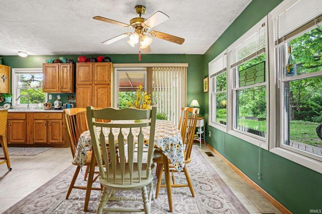 52685 Bamford Drive, South Bend, IN 46637