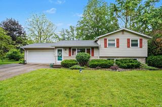 52685 Bamford Drive, South Bend, IN 46637
