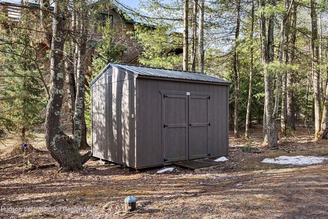 150 Vining Road, Windham, NY 12496