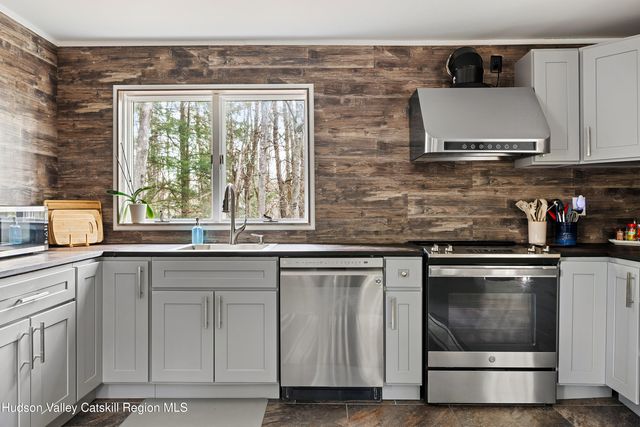 150 Vining Road, Windham, NY 12496