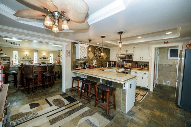 413 Redford Ln, Modesto, CA 95350