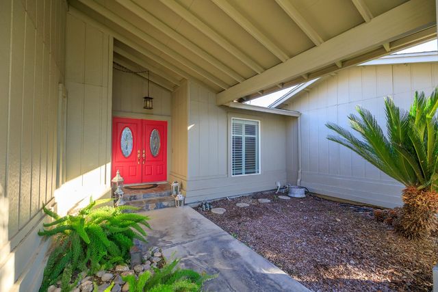 413 Redford Ln, Modesto, CA 95350