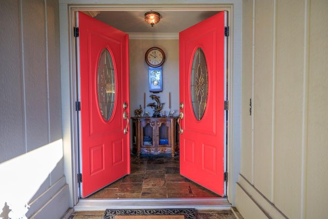 413 Redford Ln, Modesto, CA 95350