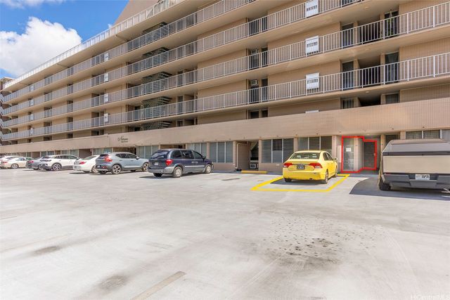 1720 Huna Street B206, Honolulu, HI 96817