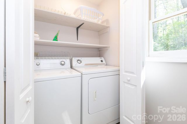 87 Medley Drive, Waynesville, NC 28785