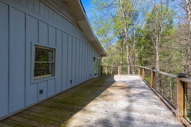 87 Medley Drive, Waynesville, NC 28785