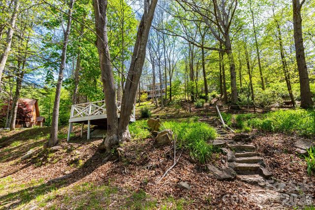 87 Medley Drive, Waynesville, NC 28785