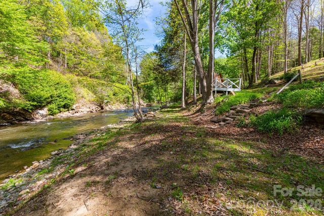87 Medley Drive, Waynesville, NC 28785