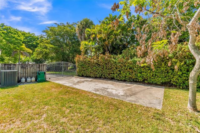 15101 SW 69th Court, Palmetto Bay, FL 33158