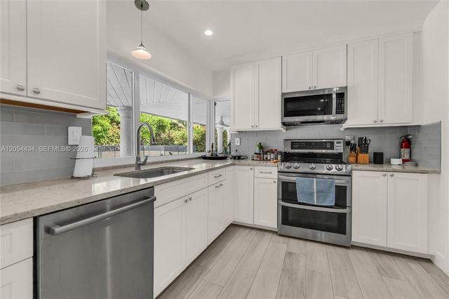15101 SW 69th Court, Palmetto Bay, FL 33158