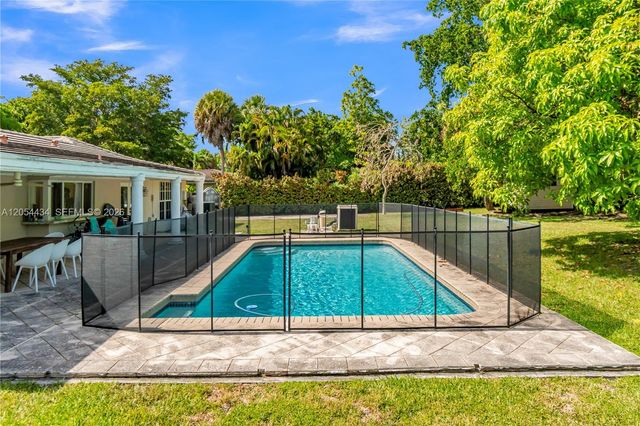 15101 SW 69th Court, Palmetto Bay, FL 33158
