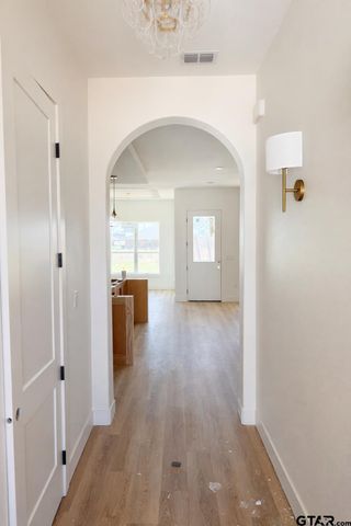 16318 Eagle Lane, Lindale, TX 75771