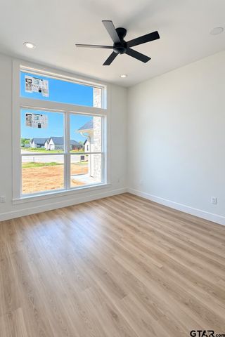 16318 Eagle Lane, Lindale, TX 75771