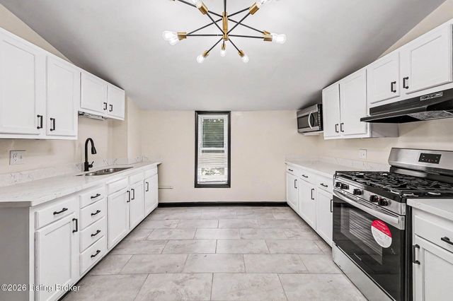 1102 E Saint Catherine St, Louisville, KY 40204
