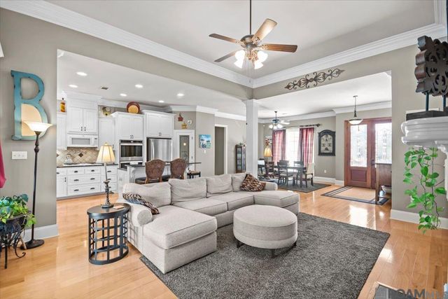 280 Fieldhouse Ave, St Gabriel, LA 70776
