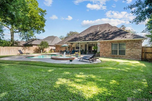280 Fieldhouse Ave, St Gabriel, LA 70776