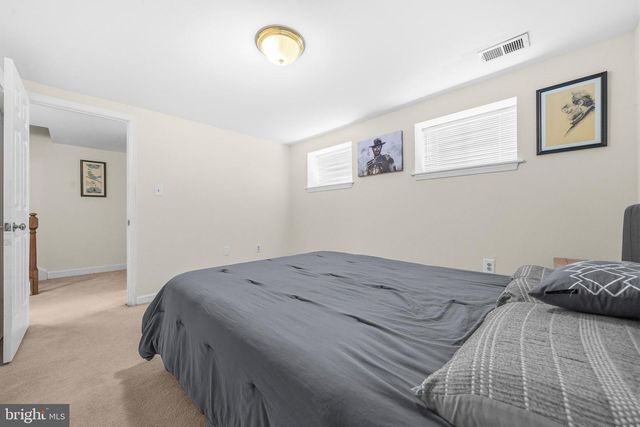3050 FEDERAL HILL DR, Falls Church, VA 22044