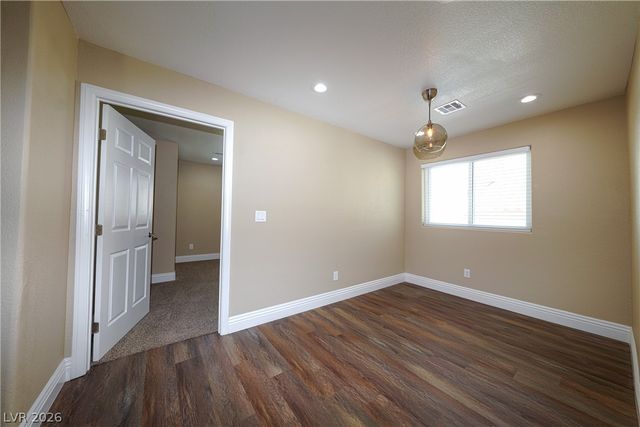 9213 Vosburgh Drive, Las Vegas, NV 89117