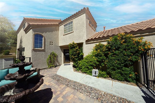 9213 Vosburgh Drive, Las Vegas, NV 89117
