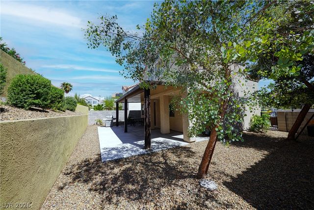 9213 Vosburgh Drive, Las Vegas, NV 89117