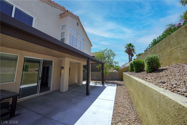 9213 Vosburgh Drive, Las Vegas, NV 89117